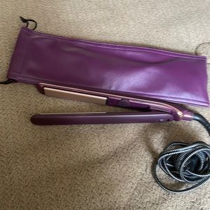 Remington flat iron